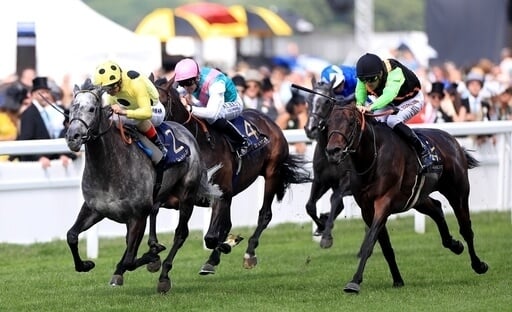 Defoe can win Friday's Coronation Cup, the feature race of the afternoon.