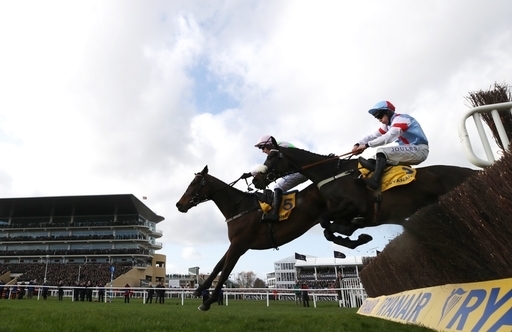 Min Saint Calvados Ryanair Chase